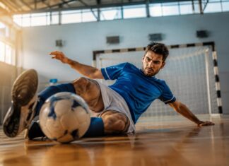 Игра лежа в мини футболе: правила на 2026 год