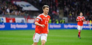 Футболисты под номером 60: кто носит его в клубах и кто носил раньше Александр Головин №60 — сборная России