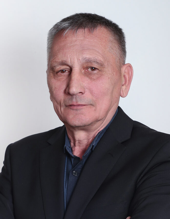 Гендиректор «Рубина» прокомментировал срыв трансфера Олейникова Гендиректор «Рубина» прокомментировал срыв трансфера Олейникова
