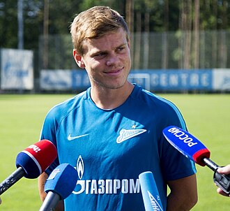 Александр Кокорин, футболист, родился 19 марта
