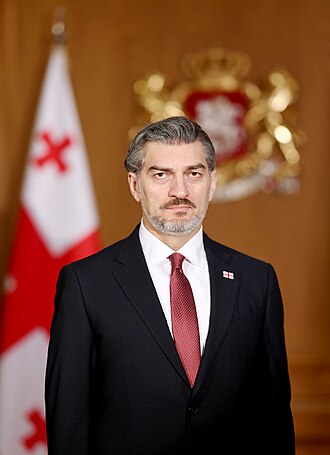 Михаил Кавелашвили, футболист, родился 22 июля 1971