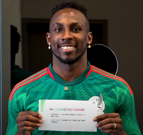 Хулиан Киньонес — фото футболиста